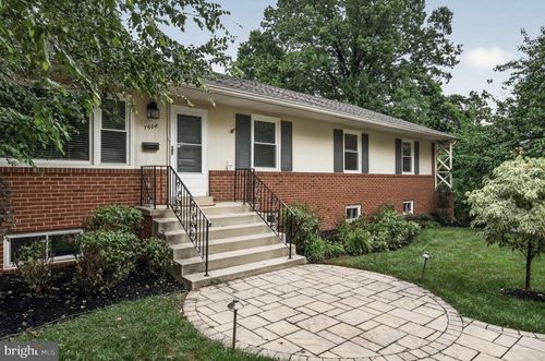 7608 Salem Rd, FALLS CHURCH, VA, 22043-3210 | Card Image