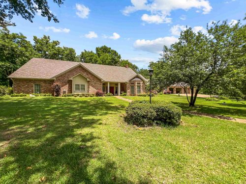 118 W Hoskins St, New Boston, TX, 75570-2632 | Card Image