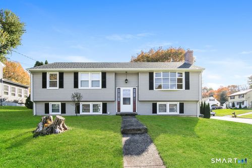 35 Murla Rd, Berlin, CT, 06037-1237 | Card Image