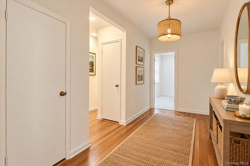 2d-2 Louisiana Ave, Yonkers, NY, 10708-6211 | Card Image