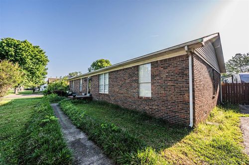 220 Spence Ln, Franklin, KY, 42134-9542 | Card Image
