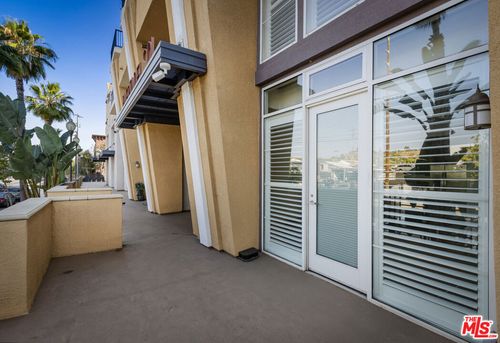 100-360 W Avenue 26, Los Angeles, CA, 90031-1486 | Card Image