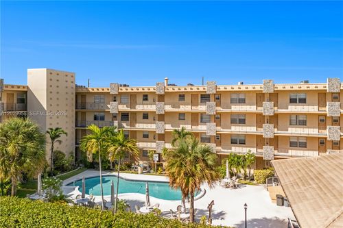 305-2145 Pierce St, Hollywood, FL, 33020-4432 | Card Image