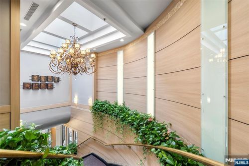 2053 Lemoine Ave, Fort Lee, NJ, 07024-5712 | Card Image