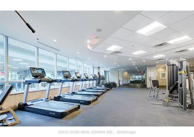 905 - 18 Harbour St, Condo with 2 bedrooms, 2 bathrooms and 1 parking in Toronto ON | Image 32