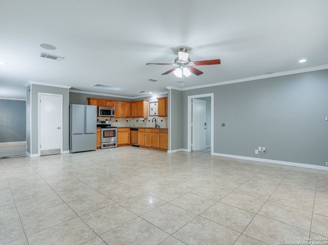 9930 Fall Harvest, House other with 3 bedrooms, 2 bathrooms and null parking in San Antonio TX | Image 5