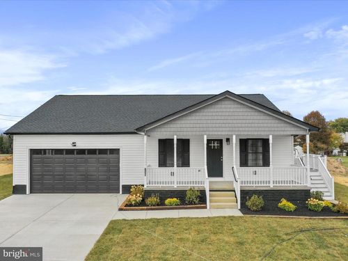 602 W Spring St, WOODSTOCK, VA, 22664-1222 | Card Image