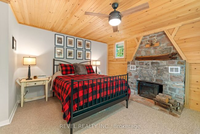 20 Benson Blvd, House other with 3 bedrooms, 2 bathrooms and 10 parking in Coboconk ON | Image 24
