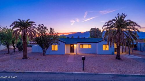 4239 E 4th Street, Tucson, AZ, 85711 | Card Image