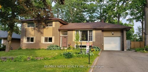 105 Shirley Ave, Barrie, ON, L4N1N3 | Card Image