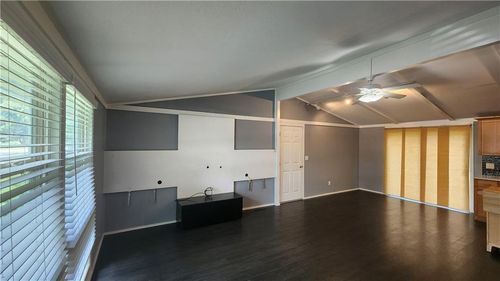 11309 Cleveland Ave, Kansas City, MO, 64137-2332 | Card Image