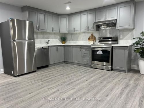 42 Stilton Ave, Kleinburg, ON, L4H5B9 | Card Image