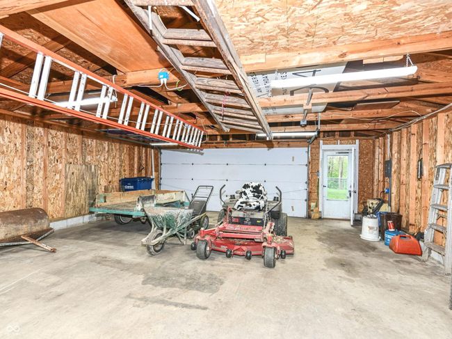 6113 N 250 E, House other with 4 bedrooms, 2 bathrooms and null parking in Greenfield IN | Image 50