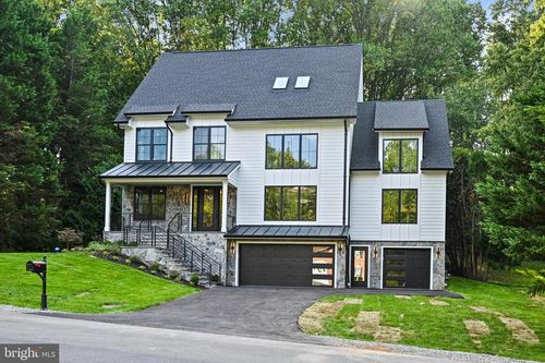 9615 Locust Hill Dr, GREAT FALLS, VA, 22066-2018 | Card Image