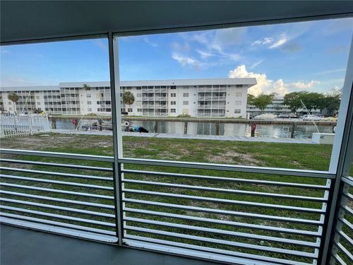 apt-111-3600 Ne 170th St, North Miami Beach, FL, 33160-3159 | Card Image