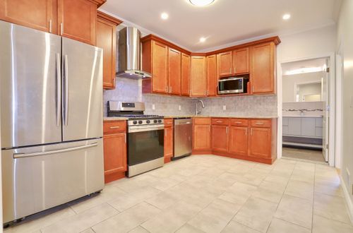 1-106 Poplar St, Jersey City, NJ, 07307-3232 | Card Image