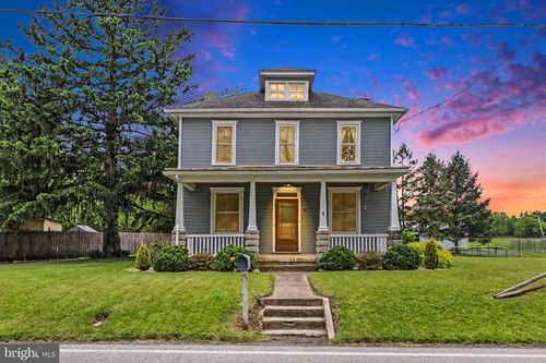 50 N Middlesex Rd, CARLISLE, PA, 17013-1627 | Card Image