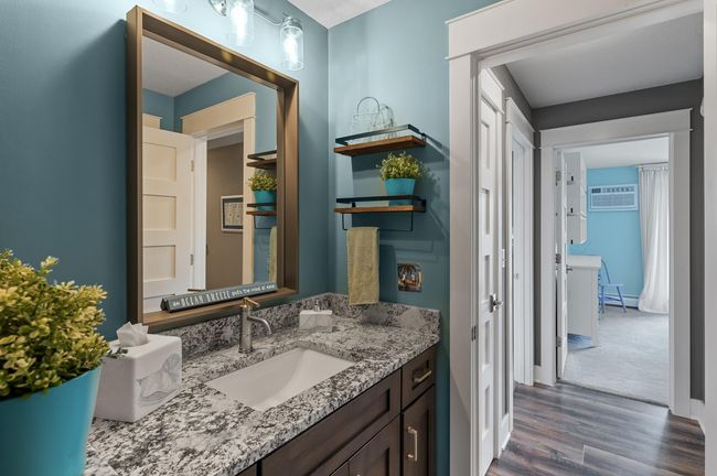 APT-514 - 10511 Cedar Lake Rd, Condo with 3 bedrooms, 2 bathrooms and null parking in Minnetonka MN | Image 33