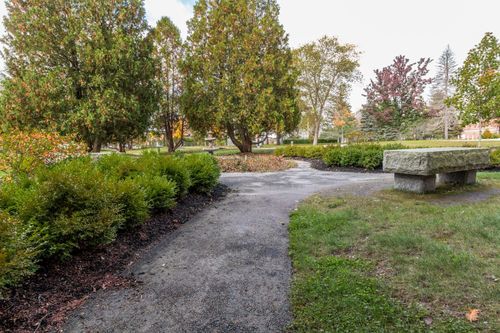 207-75 Mcauley Way, Portland, ME, 04103 | Card Image