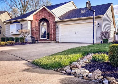 136 Village Green Dr, Sidney, OH, 45365-1669 | Card Image