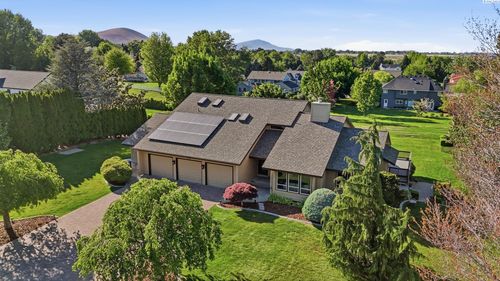 1119 Saddle Way, Richland, WA, 99352-9640 | Card Image