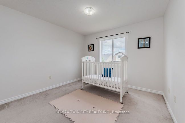 135 Harding St, House other with 3 bedrooms, 3 bathrooms and 1 parking in Kitchener ON | Image 15