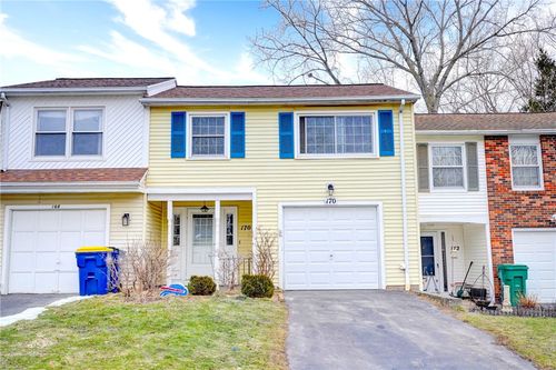 170 Willow Pond Way, Penfield, NY, 14526-2626 | Card Image