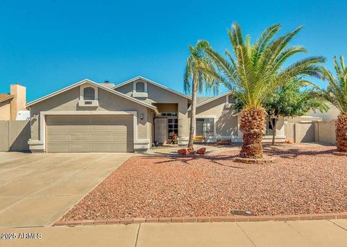 7738 W Shangri, La Road, Peoria, AZ, 85345 | Card Image
