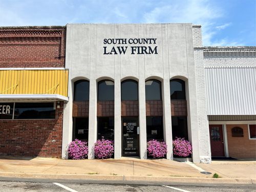 320 W Broadway Street, Okemah, OK, 74859 | Card Image