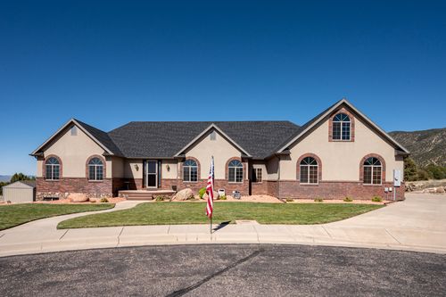 1049 E Fenwick Way, Cedar City, UT, 84721-5364 | Card Image