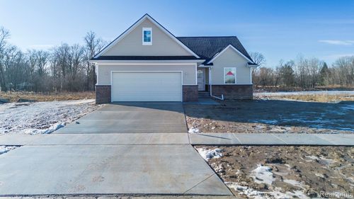 2339 Clifden, Davison, MI, 48423 | Card Image