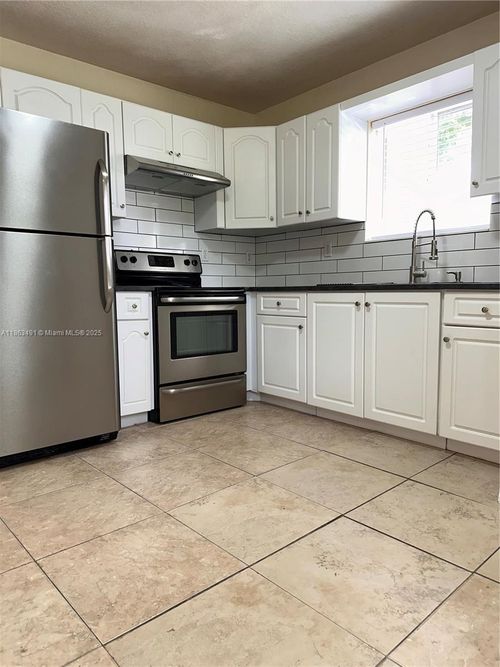 1465-1465 Nw 59th St, Miami, FL, 33142-2519 | Card Image