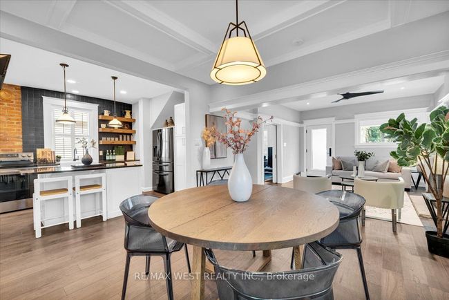 206 Howard Park Ave, House other with 5 bedrooms, 4 bathrooms and null parking in Toronto ON | Image 13
