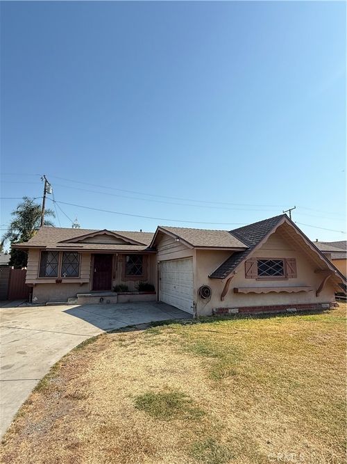 7560 El Escorial Way, Buena Park, CA, 90620-2602 | Card Image