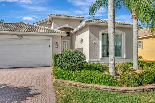 16022 Golden Lakes Dr, WIMAUMA, FL, 33598-5206 | Card Image