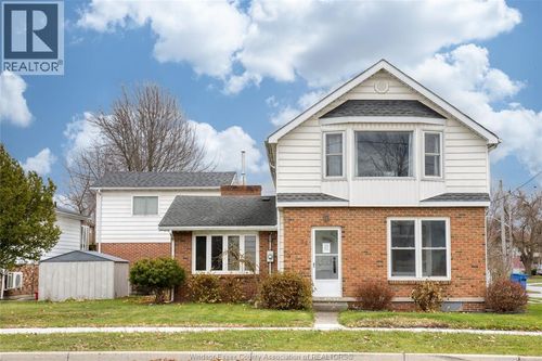 {{alt}} | Card Image