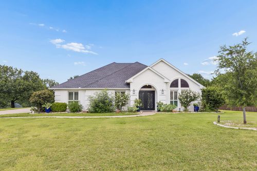 2855 Sonterra Dr, Cedar Hill, TX, 75104-8236 | Card Image