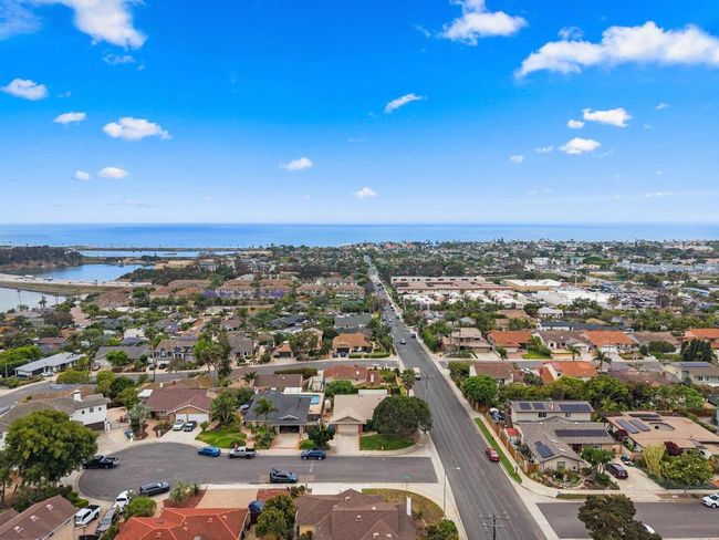 4005 Royal Dr, House other with 3 bedrooms, 2 bathrooms and 4 parking in Carlsbad CA | Image 8