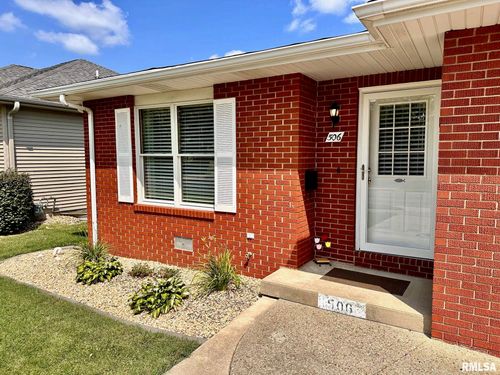 506 Westwinds Dr, Jacksonville, IL, 62650-3610 | Card Image