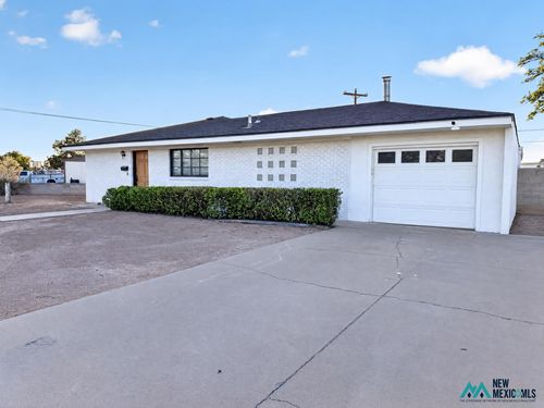 805 N Plains Park Dr, Roswell, NM, 88203-3648 | Card Image