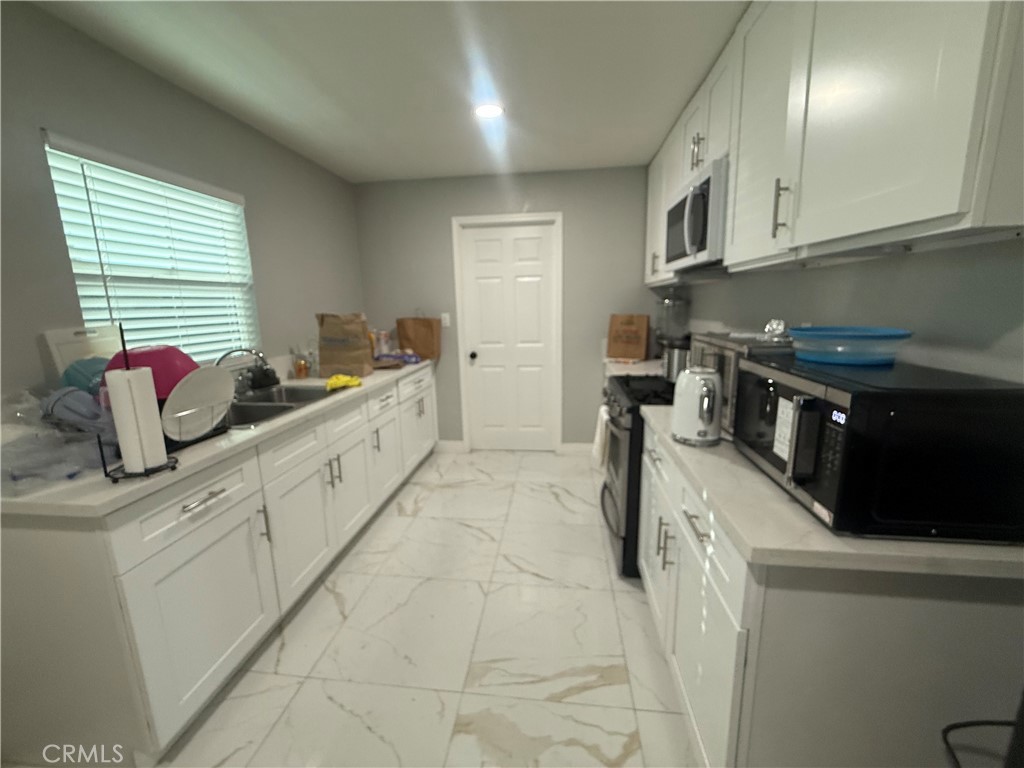 Residential Income in Fontana 5