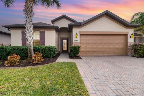 672 Cordoba Dr, DAVENPORT, FL, 33837-6873 | Card Image
