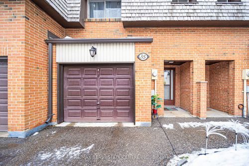 35 Briar Path, Brampton, ON, L6T2A3 | Card Image