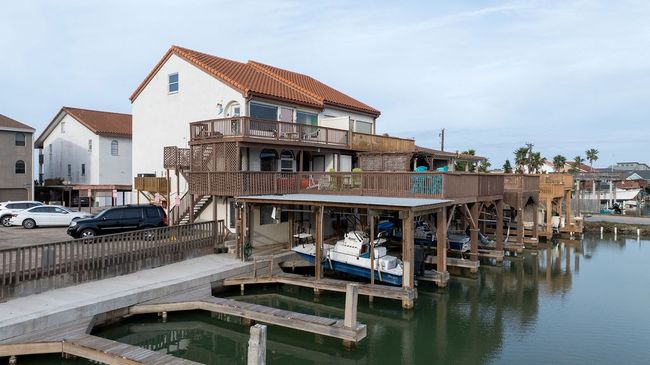 139 - 1313 Harbor Island Dr., Condo with 2 bedrooms, 2 bathrooms and 1 parking in Port Isabel TX | Image 22