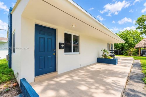 1-123 Se 2nd Ave, Hallandale Beach, FL, 33009-5512 | Card Image