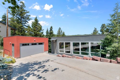 105 Crestview Cir, Park City, UT, 84098-5116 | Card Image