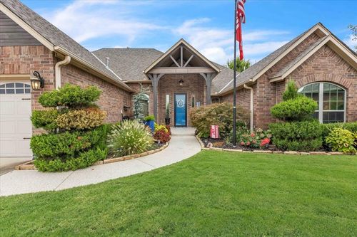 18405 Salvador Road, Edmond, OK, 73012 | Card Image