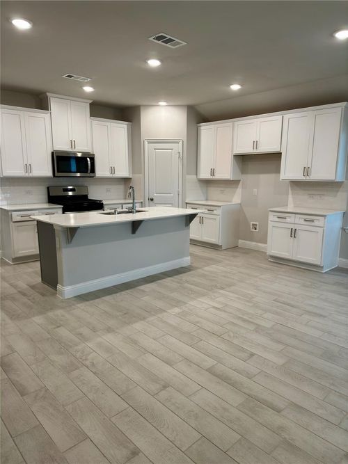 221 Santa Lucia Dr, Anna, TX, 75409-5748 | Card Image