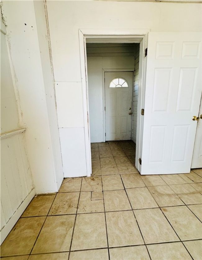 59 W Walnut St, Home with 0 bedrooms, 0 bathrooms and 4 parking in Washington PA | Image 15