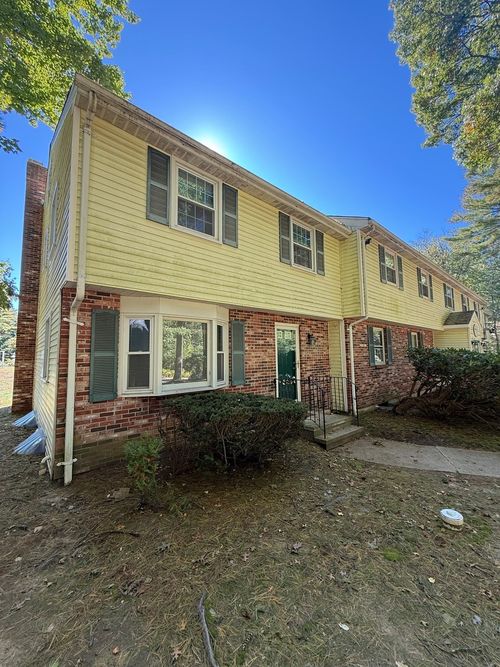 21-21 Meadowbrook Ln, South Easton, MA, 02375-1201 | Card Image
